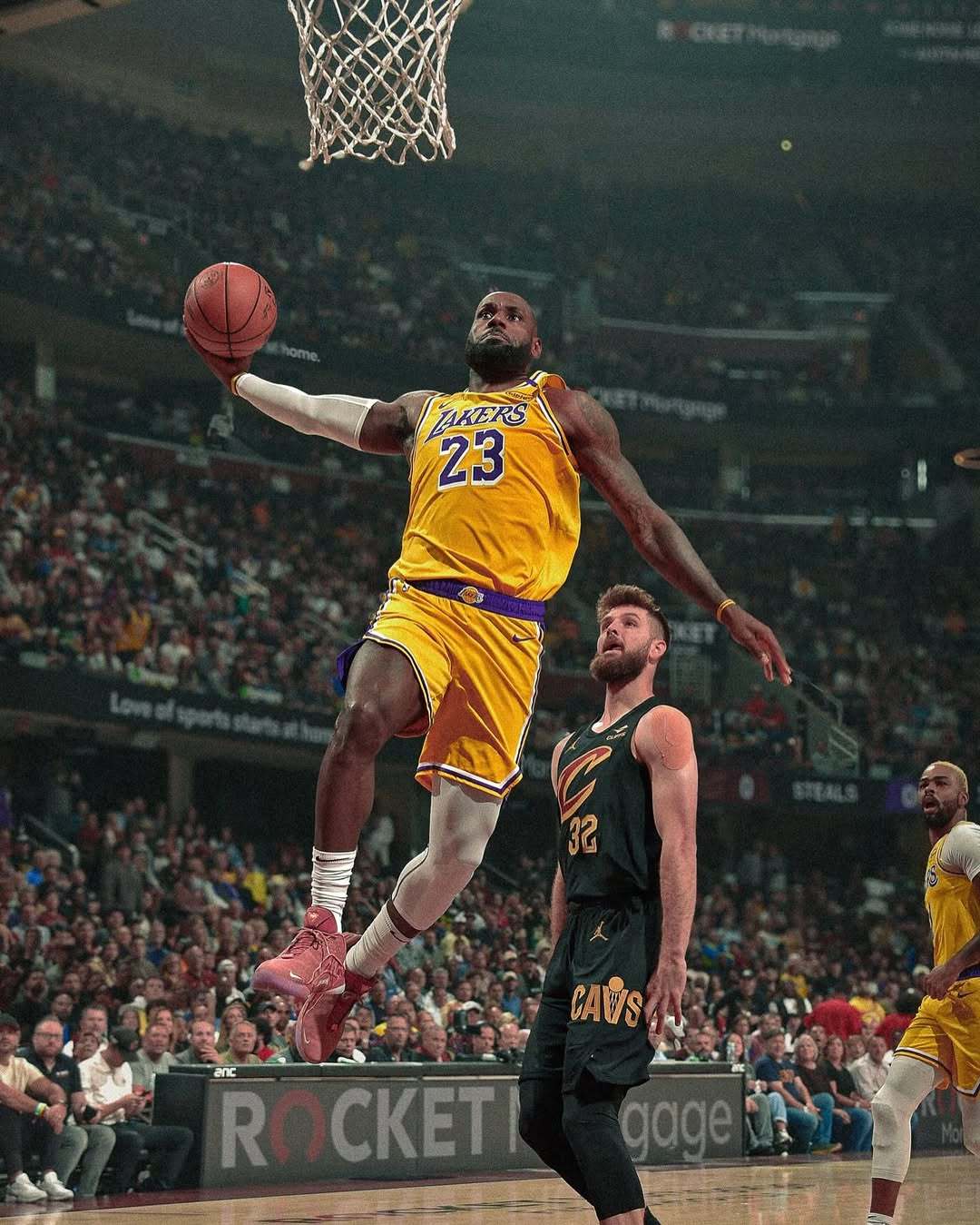 上海击败山,赢得半决赛,首胜,开云体育官网,开云App下载,开云体育直播,开云娱乐,开云平台